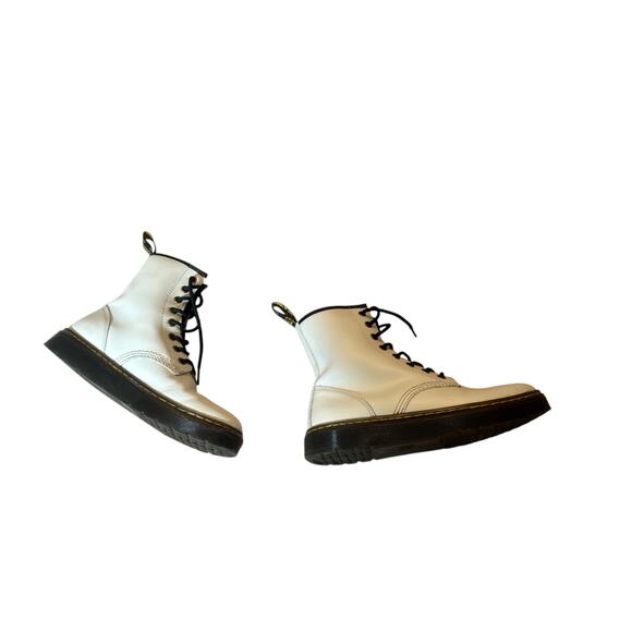 Dr. Martens White Leather Zevala Combat Boots – 7 M / 8 W, 8-Eyelet, Flat Sole - Picture 6 of 9